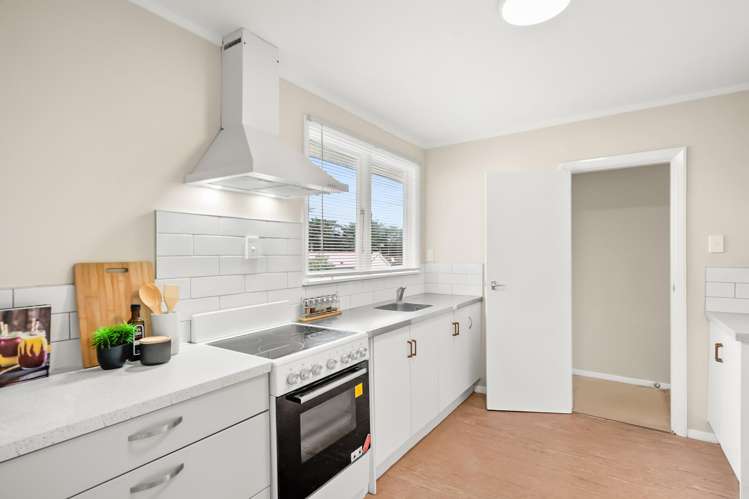 3 Ngaturi Grove Wainuiomata_7