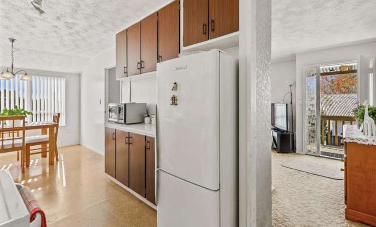 26 Beauchamp Drive 11410_4