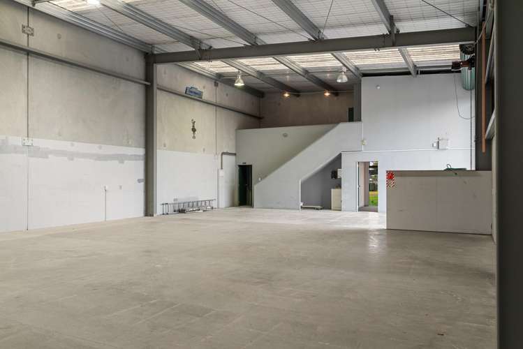 Unit 1/2a Ashley Place Papamoa_2