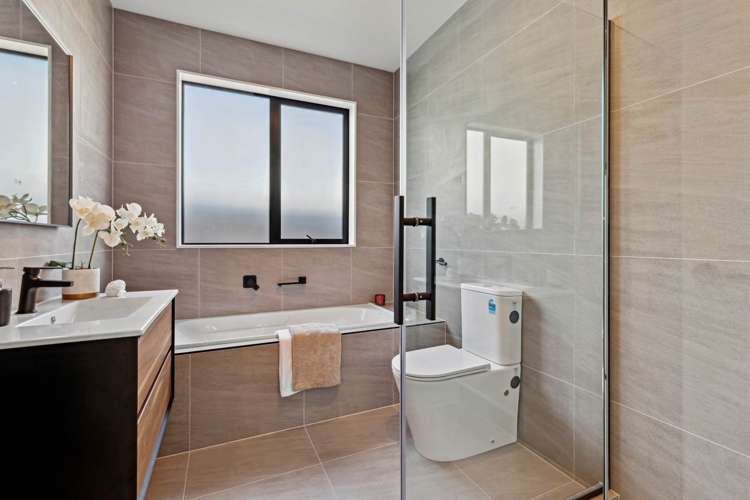 7 Parkland Loop Wainui_11