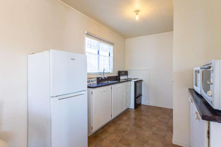 16 Burgoyne Street Woodville_21