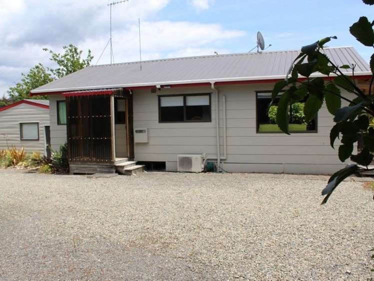 18 Hoani Place Kuratau_14