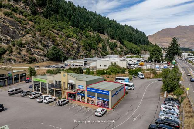 National brand tenant in prime position