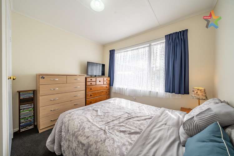 18 Whitehall Street Wainuiomata_16