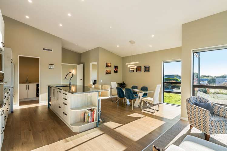 15 Te Heke Place Waikanae_3