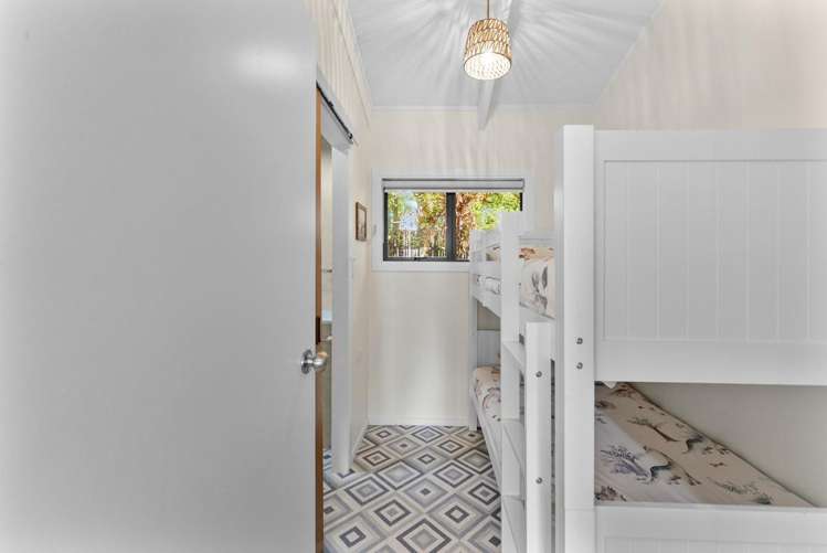 51 Wairau Road Oakura_9