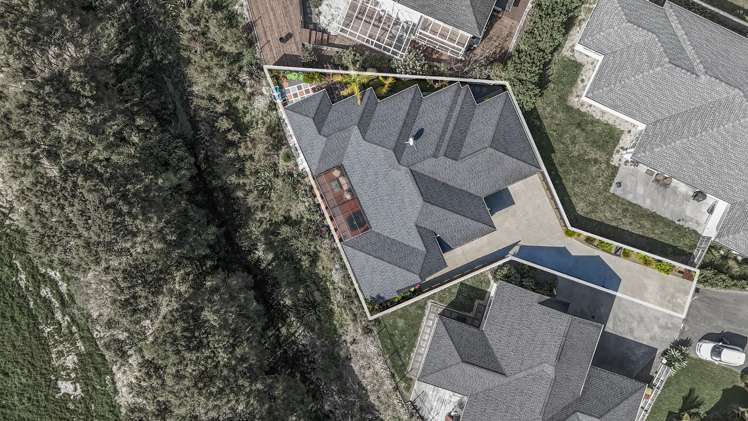 8 Pheasant Close Stanmore Bay_16