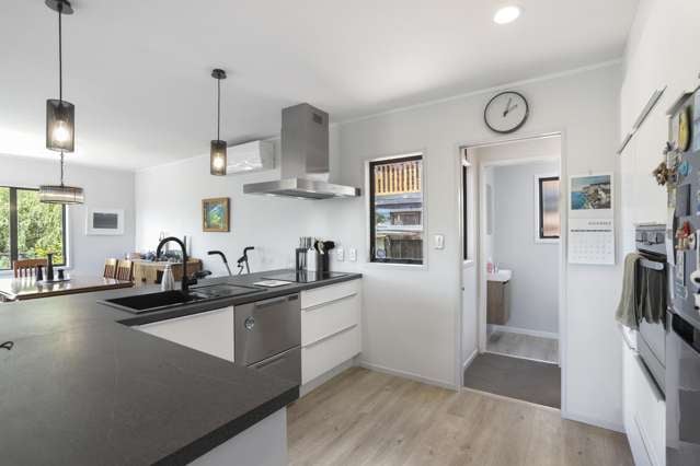 138 Atkinson Road Titirangi_3