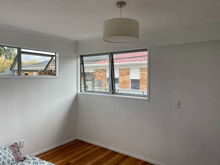 8b Melanie Place Orewa_9