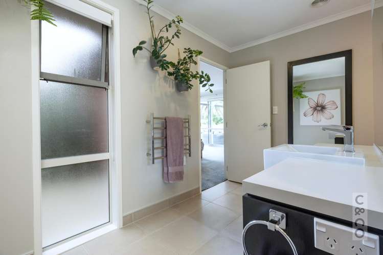 58 Muriwai Road Waimauku_28