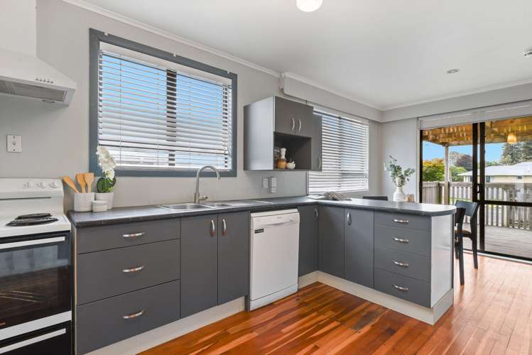 79 Sunset Road Mangakakahi_4