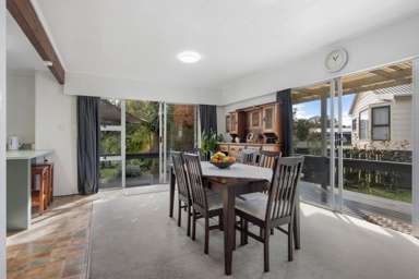 122 Parry Palm Avenue_1