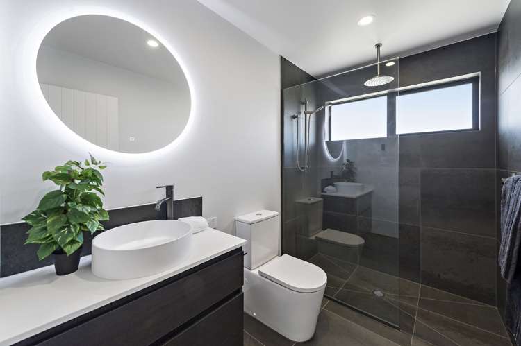 7 Hollard Crescent Lincoln_16