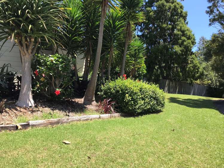 106 Daffodil Street Titirangi_2