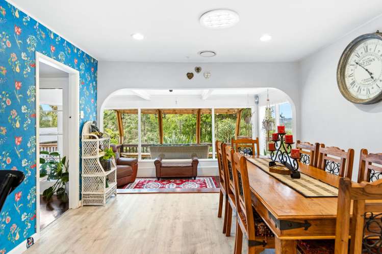 38 Bush Road Waiatarua_10