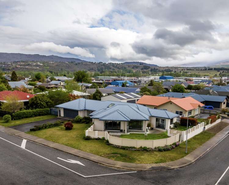 1 Larch Crescent Alexandra_15