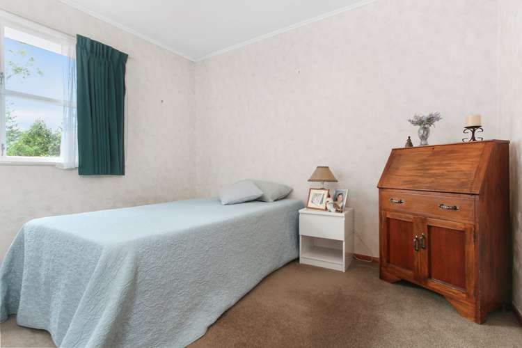 8 Staincross Street Green Bay_13