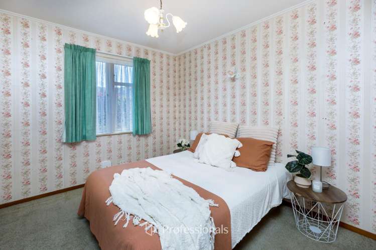 1248 Fergusson Drive Brown Owl_11
