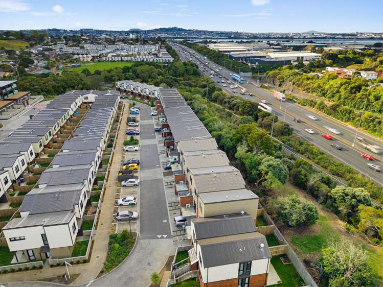 14 Te Puketoka Lane Mangere_19