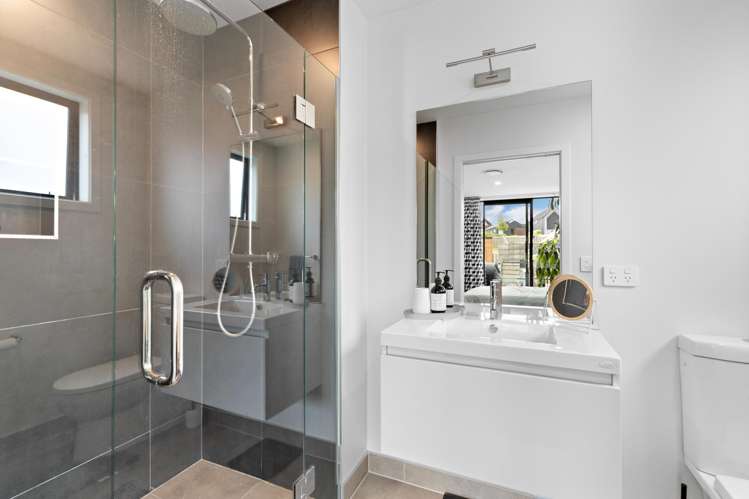 24 Huxley Place Dalefield/Wakatipu Basin_17