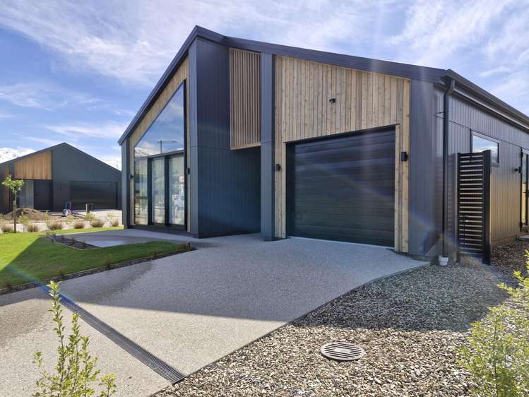 121 Wooing Tree Avenue Cromwell_15