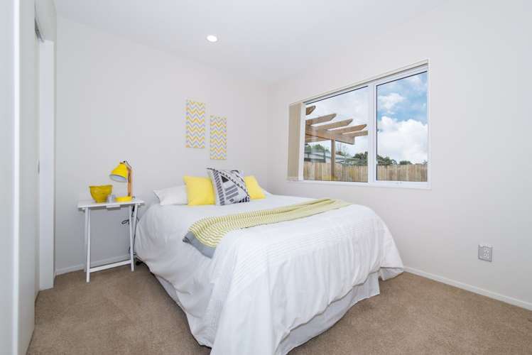 41 Riverglade Parkway Te Atatu South_9