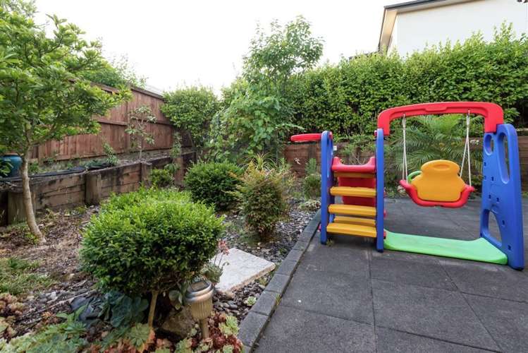 10 Chard Place Flat Bush_13