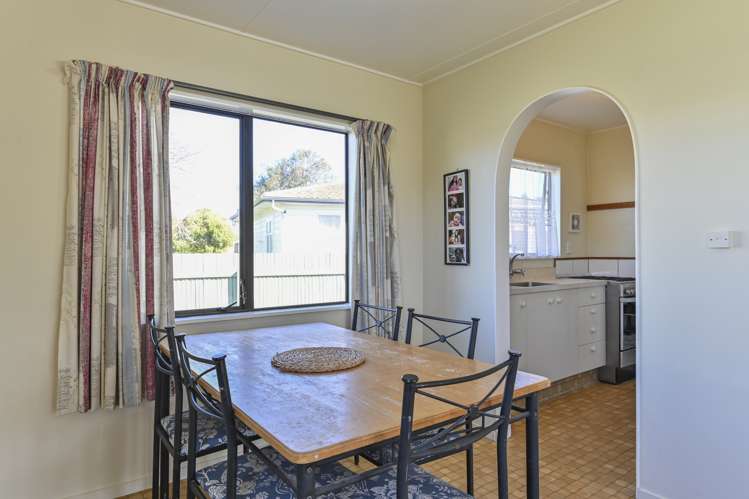 1304 Jubilee Street Mayfair_11