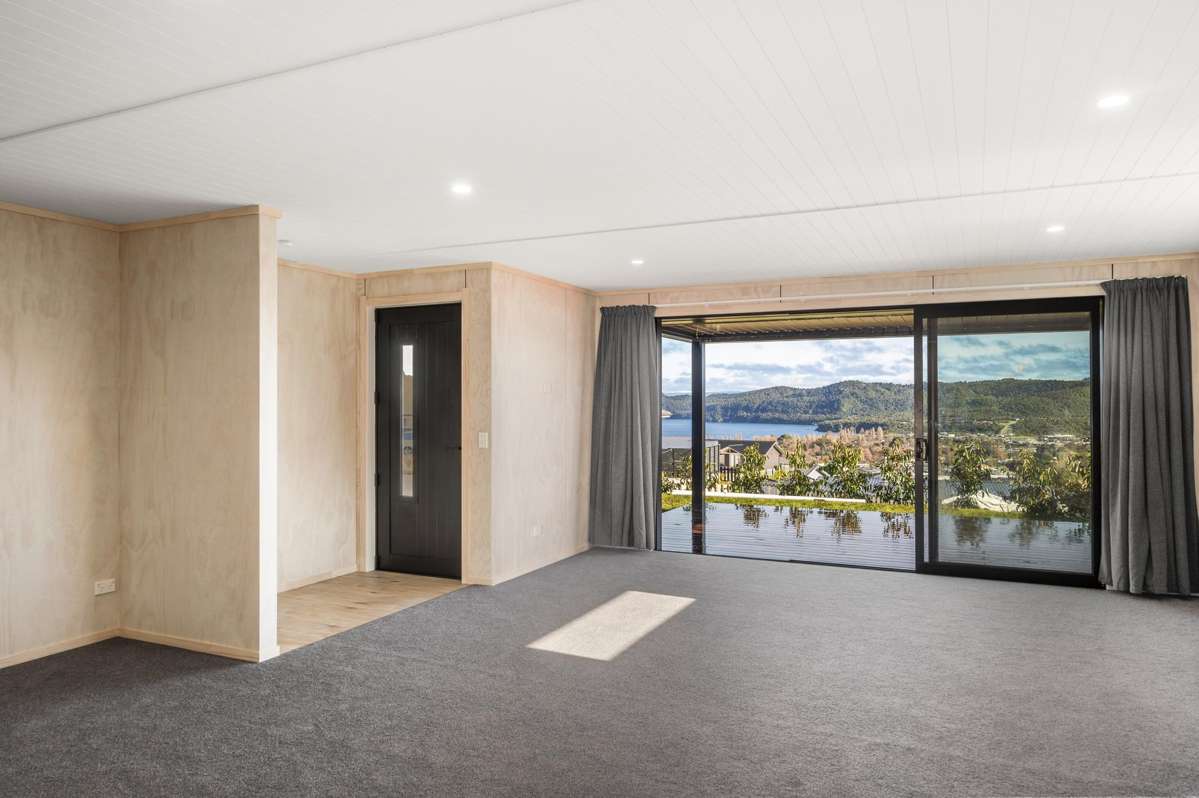 11 Blackhawk Close_1