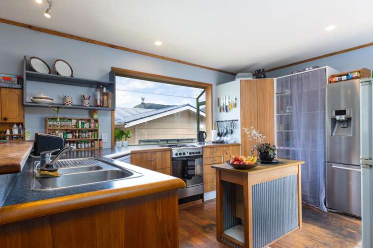 147 Waikawa Road Picton_5