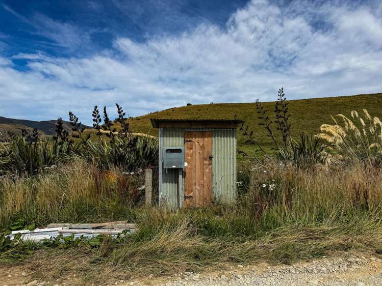 175 Stirling Road Waikaia_16