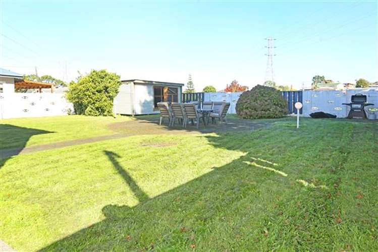 21 Lyndhurst Road Te Atatu South_19