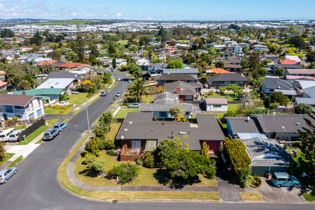 157 Reeves Road Pakuranga Heights_1