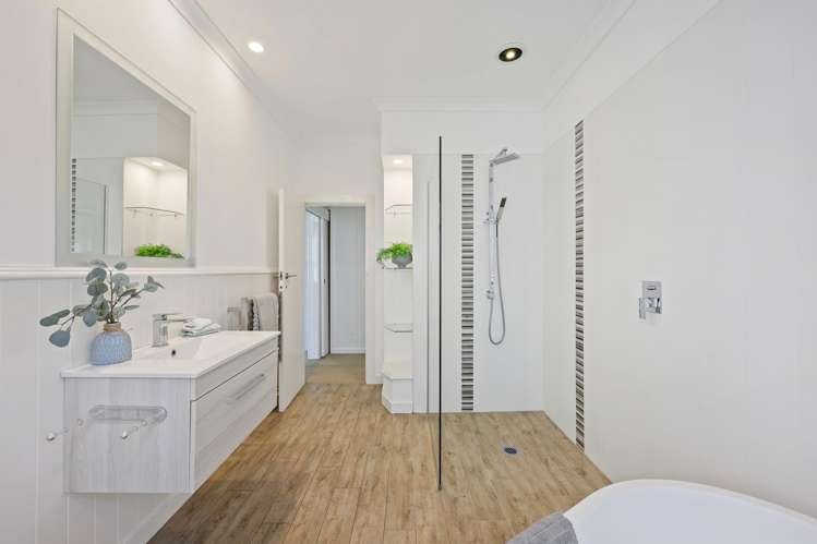 22 Morrow Avenue Bucklands Beach_35