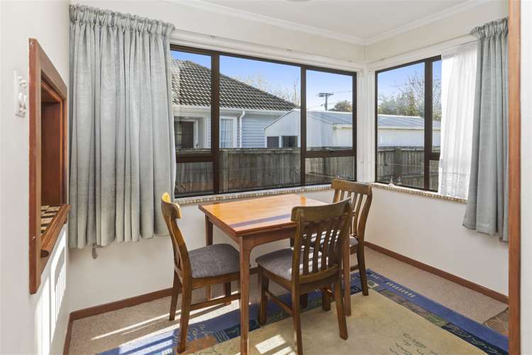 24b Achilles Street Burwood_10
