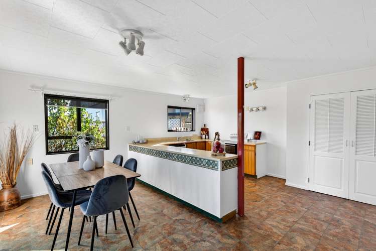 26 Flanders Avenue Onekawa_5