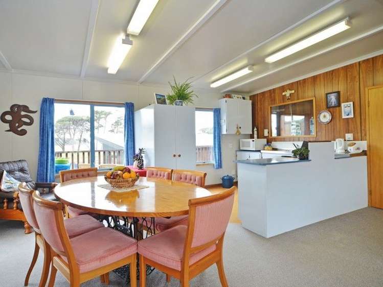 3 Pinedale Crescent Riversdale Beach_6