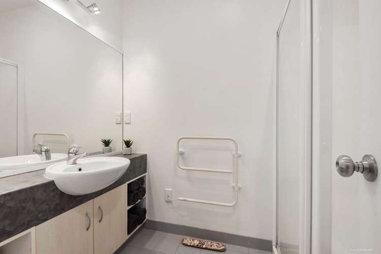 21/852 Mount Eden Road Three Kings_3