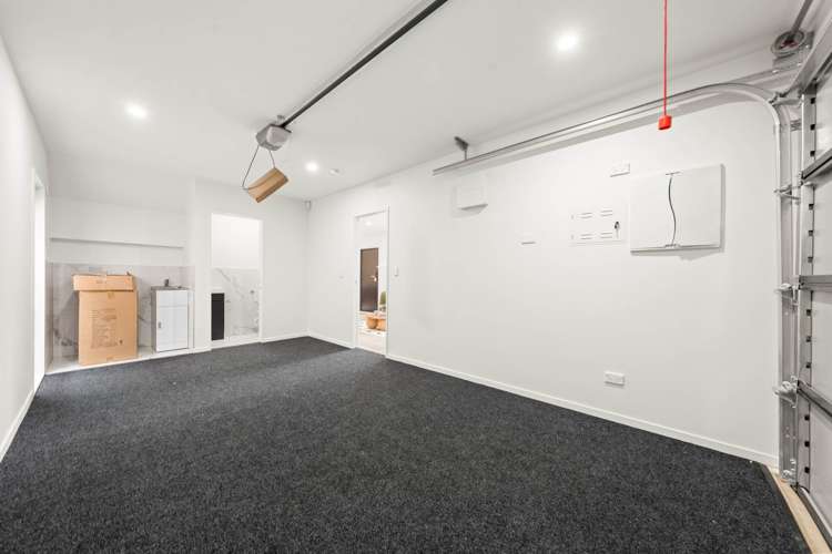 84B Botany Road Botany Downs_13