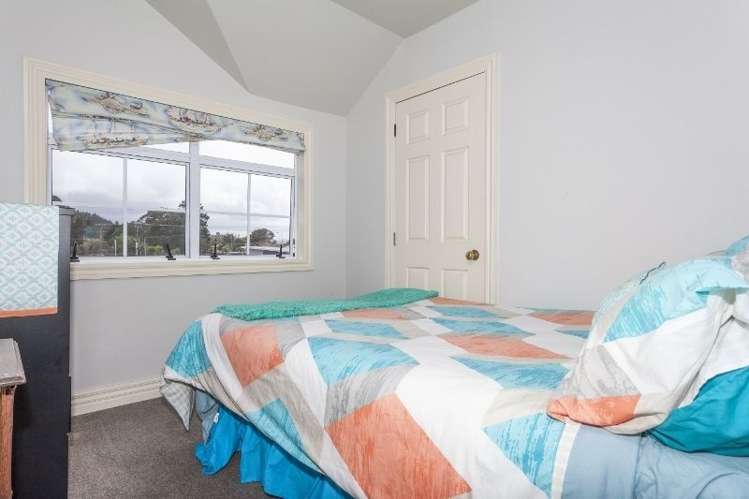 104 Waverley Place Whangamata_13