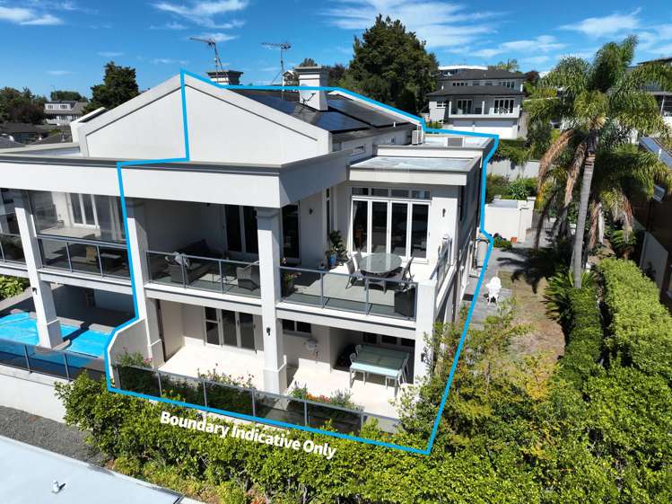 138 Lake Crescent Hamilton Lake_12