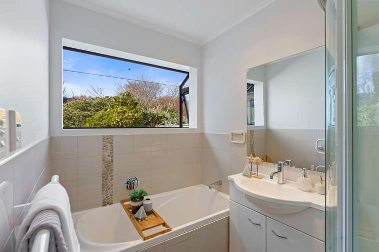 5 Parakai Street Paraparaumu_14