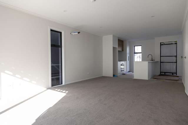 994-996 Taita Drive Taitā_2