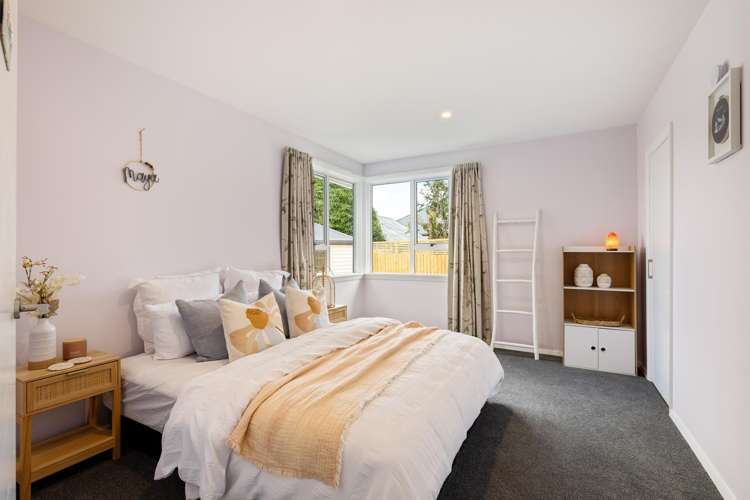 3 Sealy Place Bryndwr_11