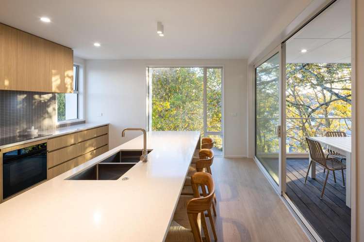 1/2 Woodstock Road_4