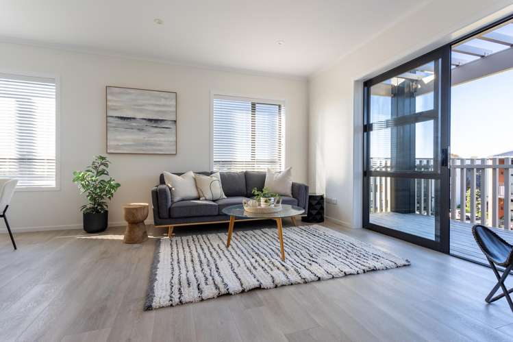 9 Mahana Road (Mahana Apartments) Northcote_1