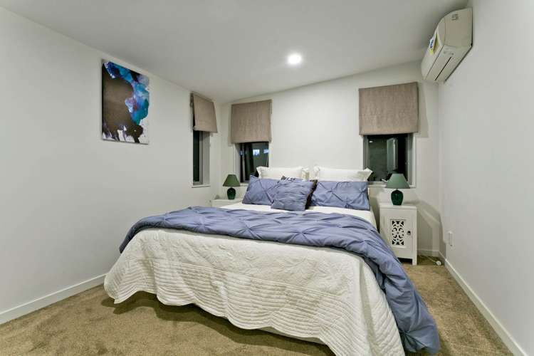 42 Remuremu Street Long Bay_23