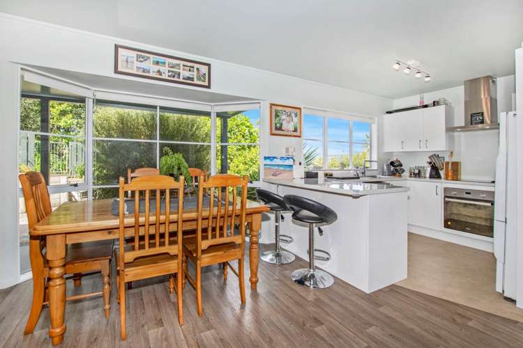 3 Ridgeway Drive Kamo_1