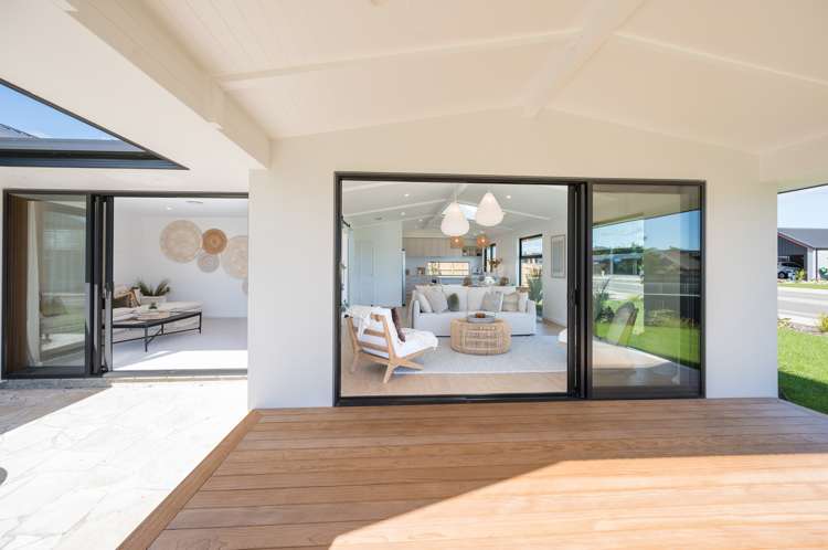 1 Hallmark Drive Hope_17