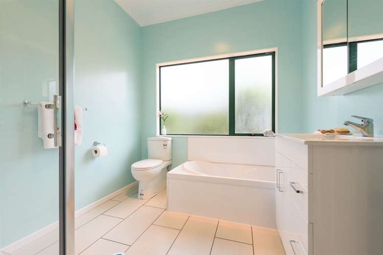 32 Jordan Street Island Bay_16